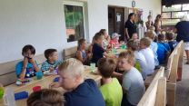 Abschlussjause 4. Klasse (5).jpg
